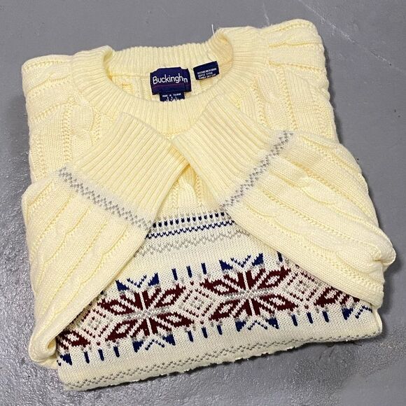 VINTAGE Patterned Sweater - Picture 8 of 16